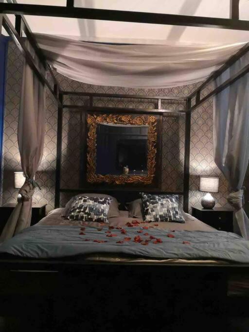 Loveroom La Parenthese D 'Оксер Екстериор снимка