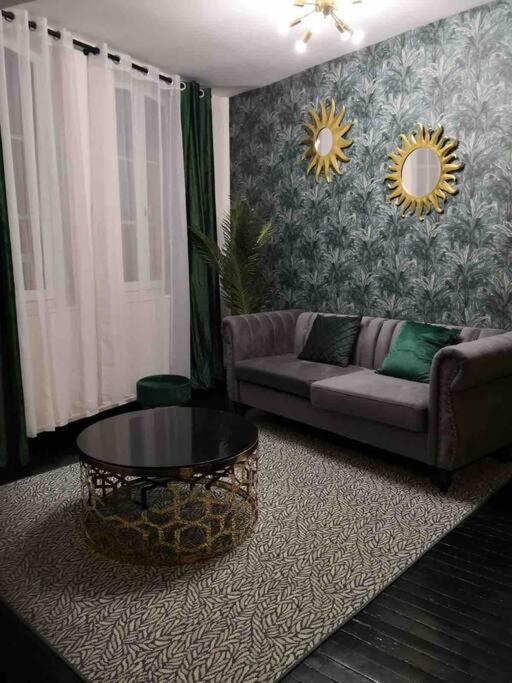 Loveroom La Parenthese D 'Оксер Екстериор снимка